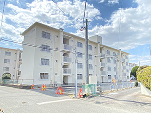 06住交第1411030-001号県営住宅中折団地R1棟住戸改善建築工事