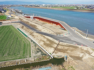 早津江川中川副樋管改築及び築堤工事
